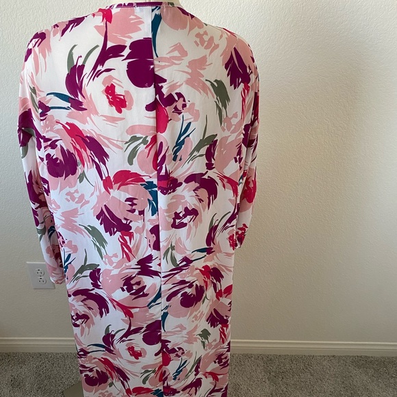 Camino/ Cover-up - Picture 2 of 3